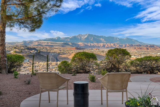 2031 E CLIFF POINT DR, St. George, UT 84790