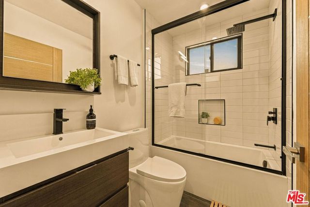 17723 Miranda Street, Encino, CA 91316