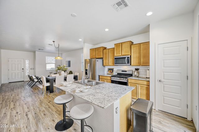 363 W CHASKA Trail, San Tan Valley, AZ 85140