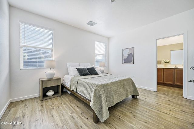 363 W CHASKA Trail, San Tan Valley, AZ 85140