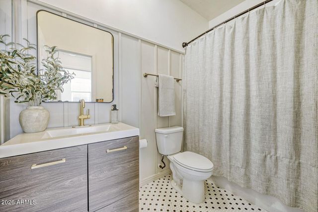 363 W CHASKA Trail, San Tan Valley, AZ 85140