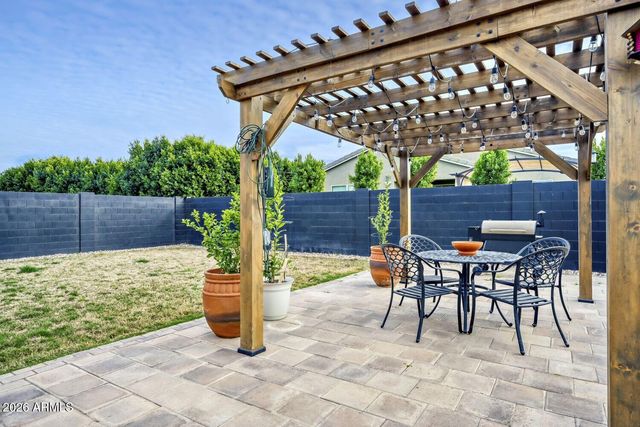 363 W CHASKA Trail, San Tan Valley, AZ 85140