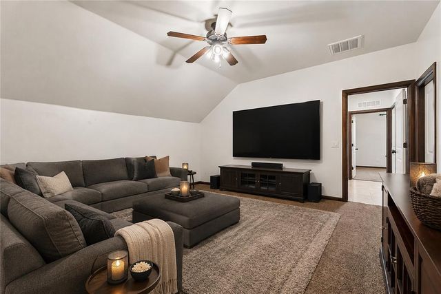 18300 Salvador Road, Edmond, OK 73012