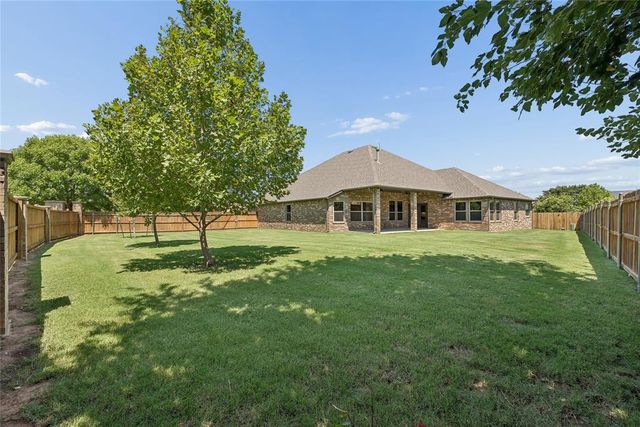 18300 Salvador Road, Edmond, OK 73012