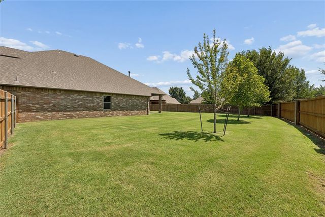 18300 Salvador Road, Edmond, OK 73012