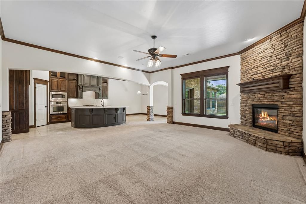 Image 15 of property listing at 18300 Salvador Road, Edmond, OK 73012