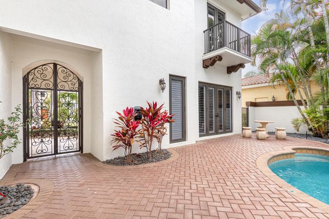 17550 Circle Pond Court, Boca Raton, FL 33496