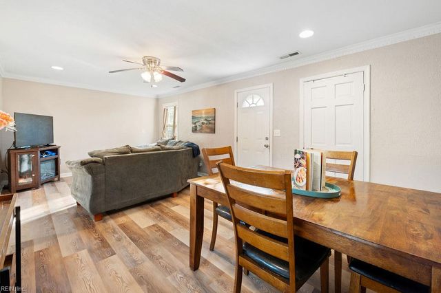 1400 River Birch RN, Chesapeake, VA 23320