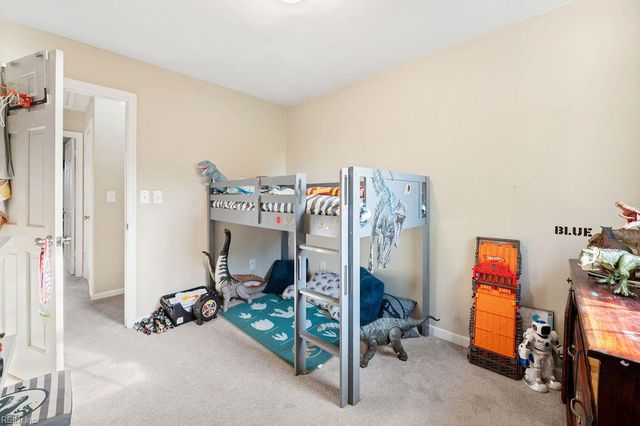 1400 River Birch RN, Chesapeake, VA 23320