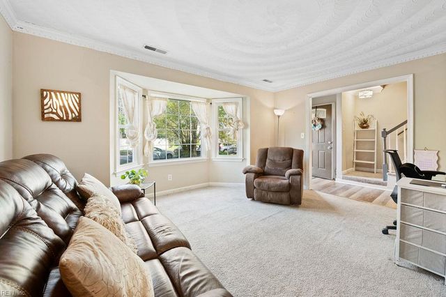 1400 River Birch RN, Chesapeake, VA 23320