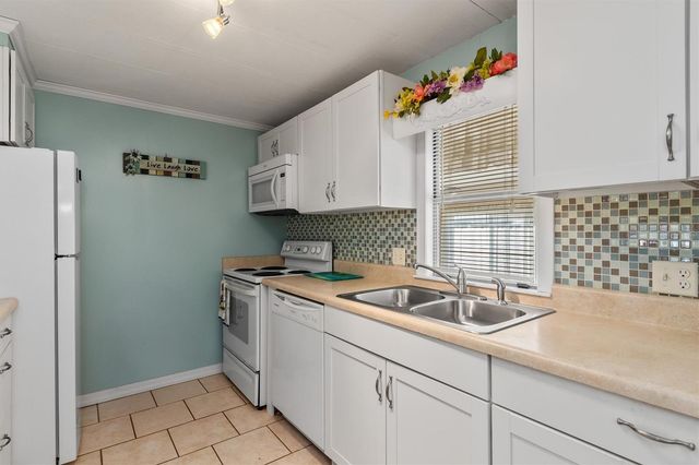 1557 BLUE HERON DRIVE, Englewood, FL 34224