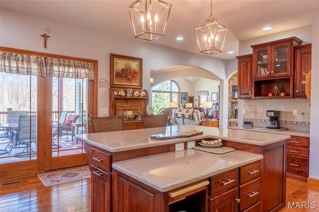 29061 State Highway Y, Jonesburg, MO 63351