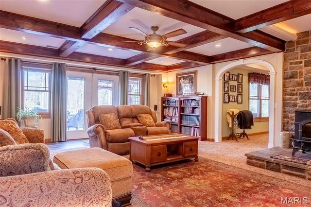 29061 State Highway Y, Jonesburg, MO 63351
