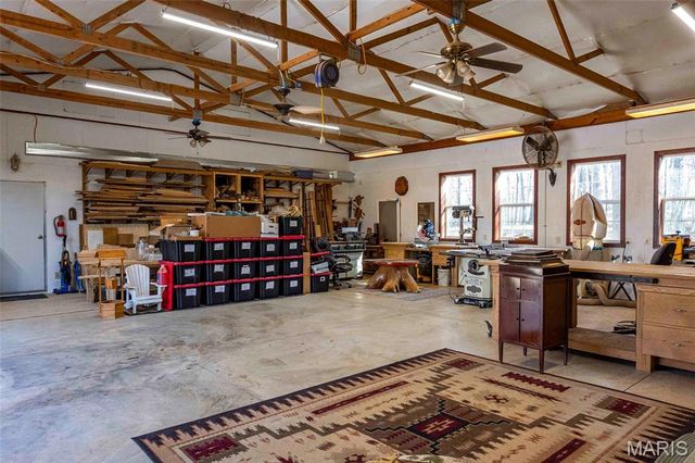 29061 State Highway Y, Jonesburg, MO 63351