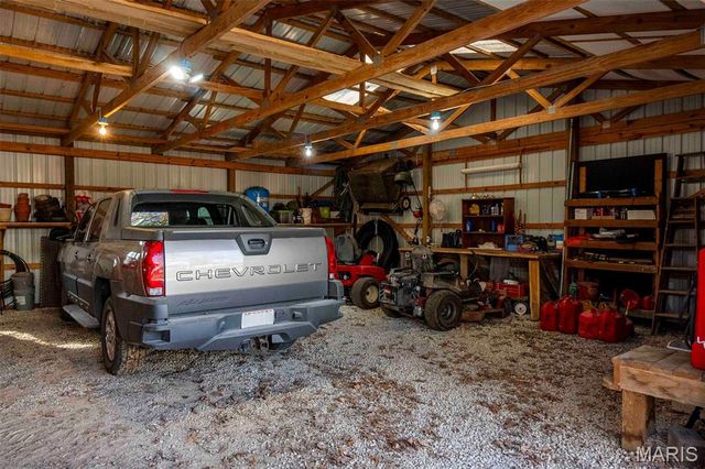 29061 State Highway Y, Jonesburg, MO 63351