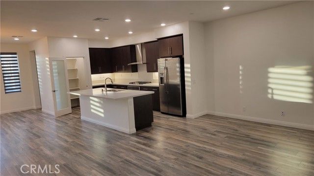 112 Acamar, Irvine, CA 92618