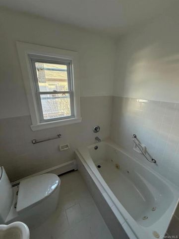 184 E Fulton Avenue, Roosevelt, NY 11575