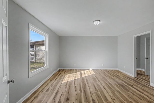 206 Moreland Ave, Shelbyville, TN 37160