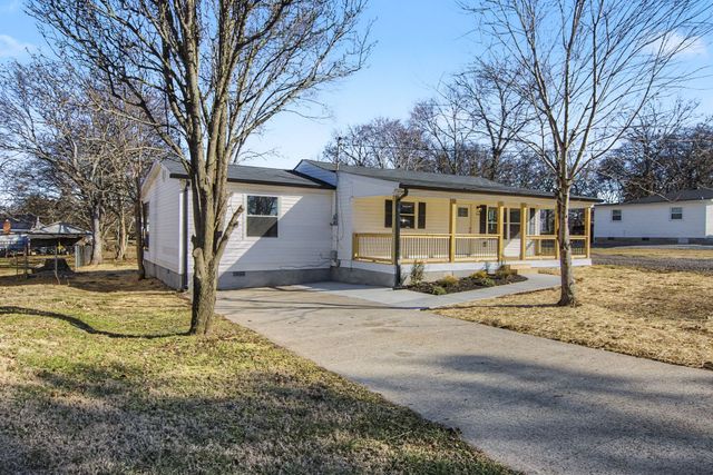 206 Moreland Ave, Shelbyville, TN 37160