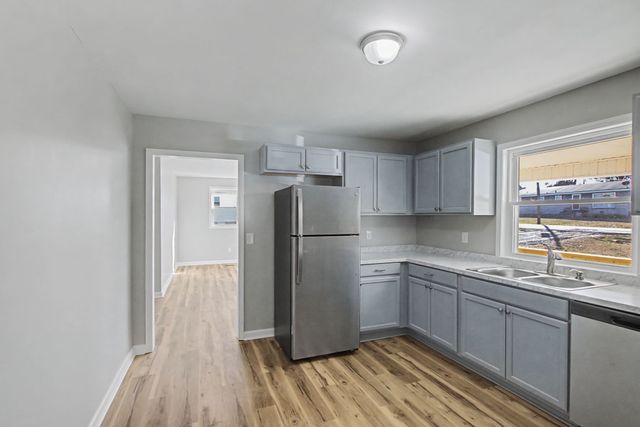 206 Moreland Ave, Shelbyville, TN 37160