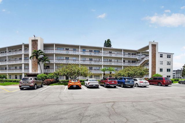 4022 Hythe B, Boca Raton, FL 33434