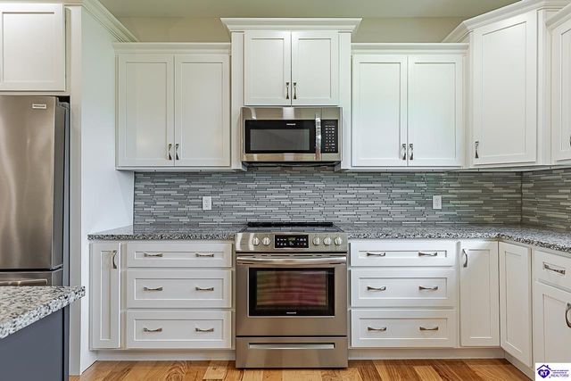 224 Beckley Woods Drive, Elizabethtown, KY 42701