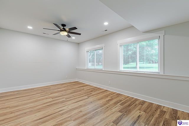 224 Beckley Woods Drive, Elizabethtown, KY 42701