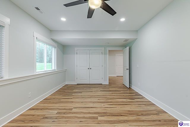 224 Beckley Woods Drive, Elizabethtown, KY 42701