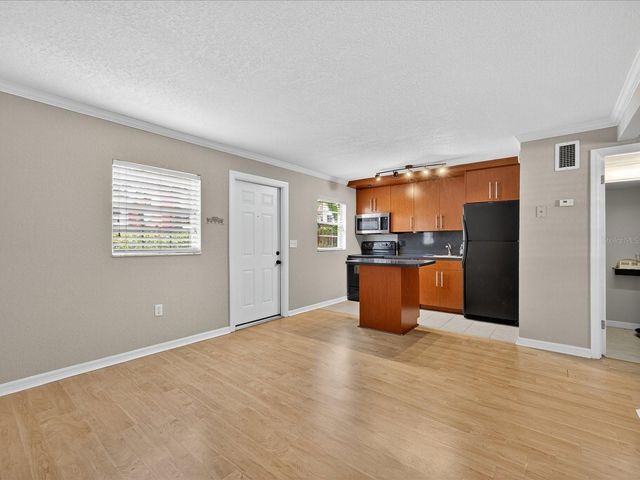 2507 E CENTRAL BOULEVARD 21, Orlando, FL 32803