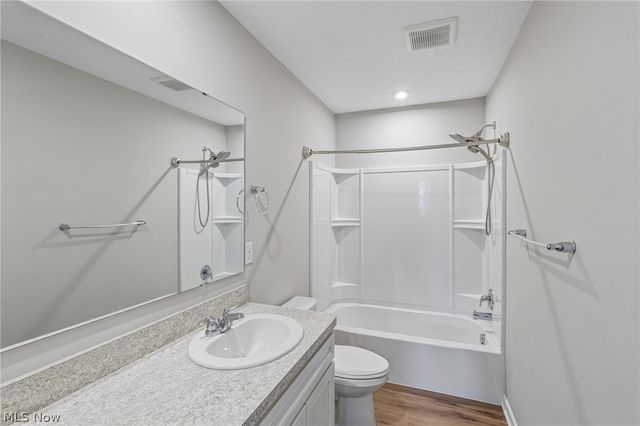 12502 Challenge Way, Columbia Station, OH 44028