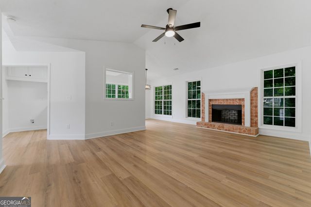 515 Ashland Manor Drive, Lawrenceville, GA 30045