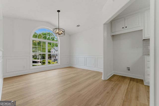 515 Ashland Manor Drive, Lawrenceville, GA 30045