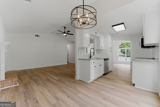 515 Ashland Manor Drive, Lawrenceville, GA 30045