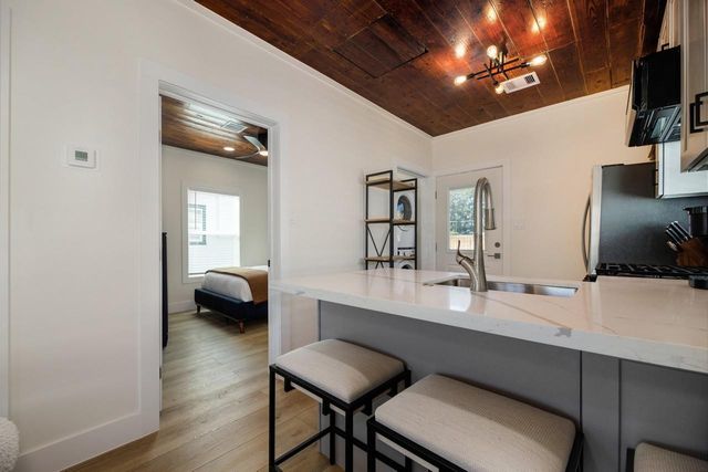 1214 53rd, Galveston, TX 77551