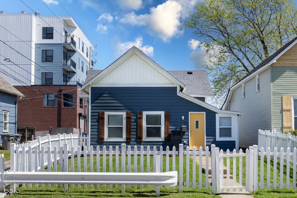 1121 Laurel Street, Indianapolis, IN 46203