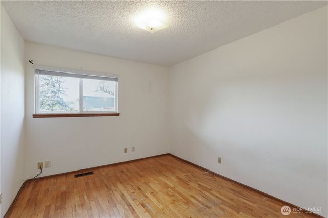 194 May Street W, Port Orchard, WA 98366