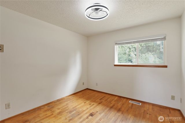 194 May Street W, Port Orchard, WA 98366