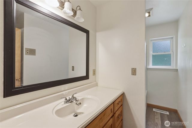 194 May Street W, Port Orchard, WA 98366