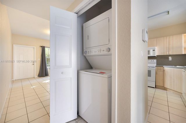 940 SW 6th Ave, Florida City, FL 33034