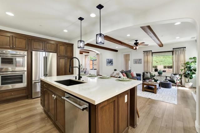 6640 Hollyleaf Court, Carlsbad, CA 92011