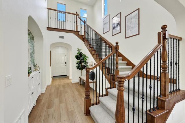 6640 Hollyleaf Court, Carlsbad, CA 92011