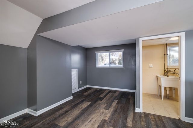 931 W Elmwood Avenue, Clawson, MI 48017