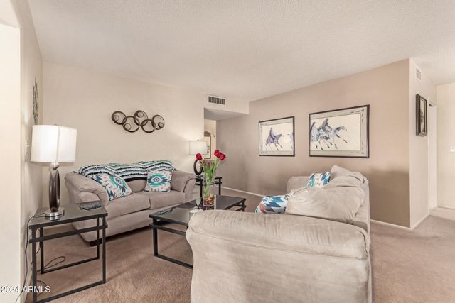 10728 W CHERYL Drive, Sun City, AZ 85351