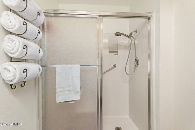 10728 W CHERYL Drive, Sun City, AZ 85351