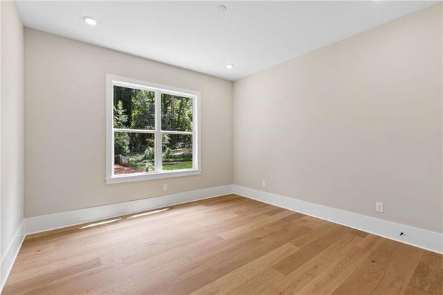 2400 Burch Circle NE, Atlanta, GA 30319