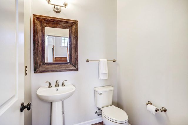 41228 TURTLE DOVE CIR, Aldie, VA 20105