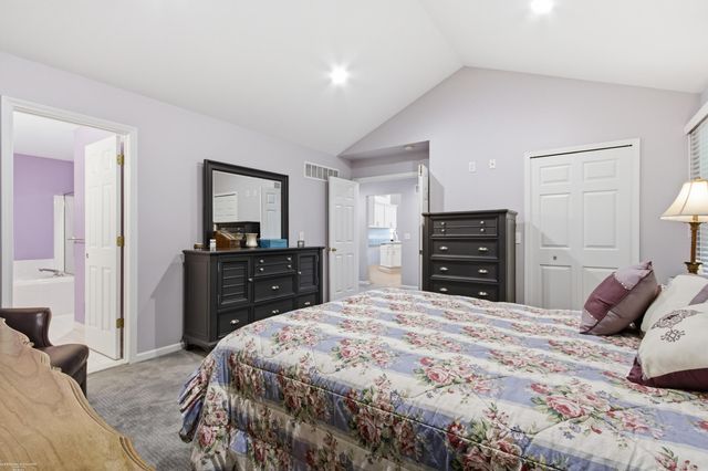 47153 W Mission Valley Drive, Macomb Twp, MI 48042