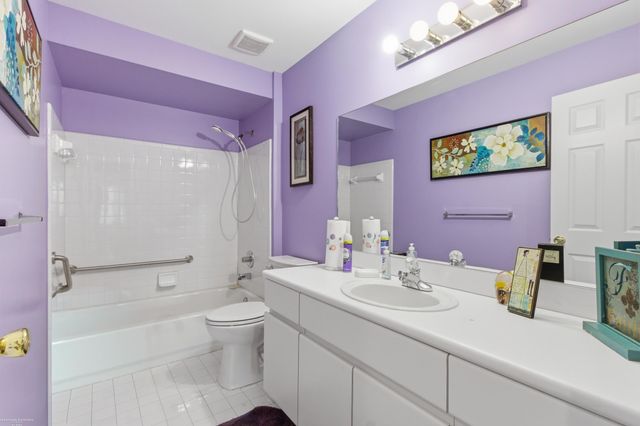 47153 W Mission Valley Drive, Macomb Twp, MI 48042