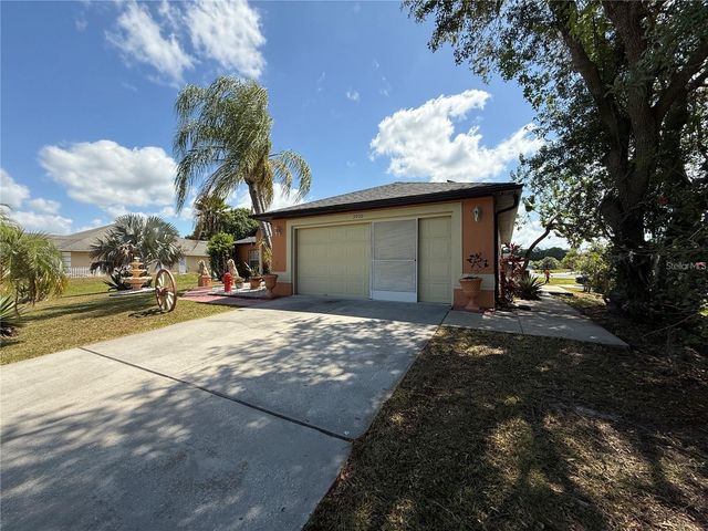 3900 OAK POINTE BOULEVARD, Kissimmee, FL 34746