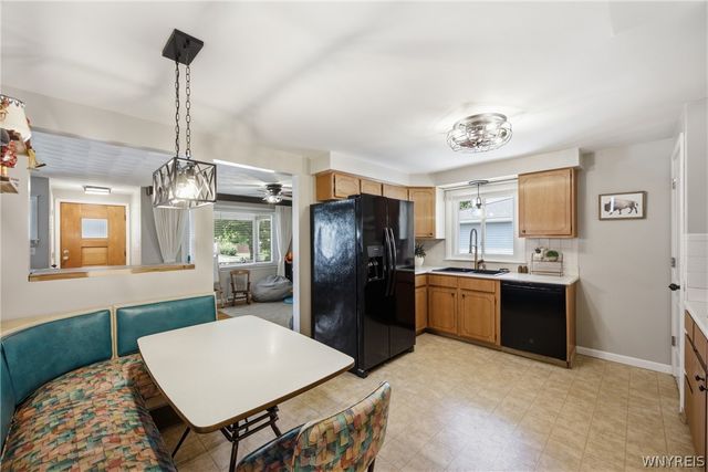 5051 Bradley Lane, Hamburg, NY 14075